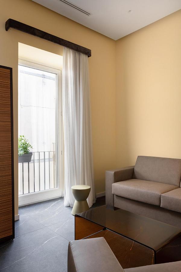 Hotel Poerio 25 Boutique Stay Napoli Dış mekan fotoğraf